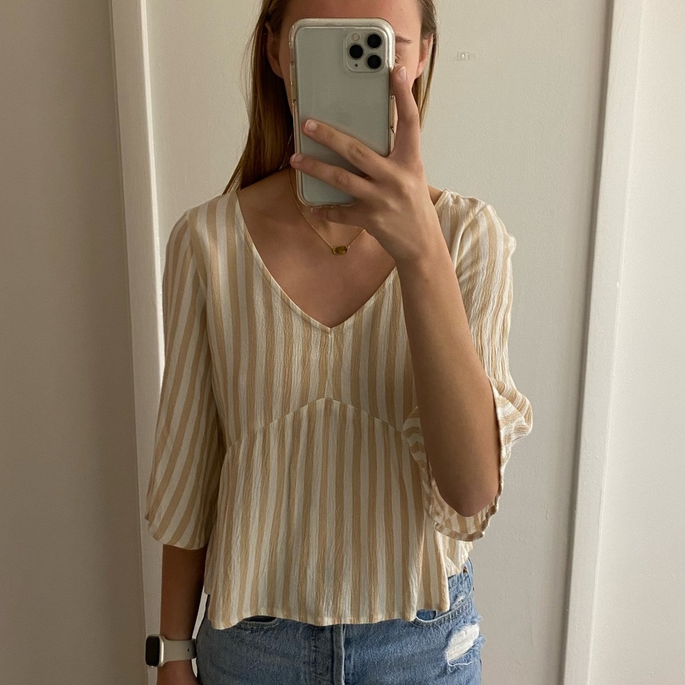 Hollister flowy tan and white striped shirt Small